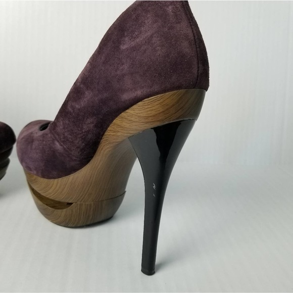 Jessica Simpson Woman's Violet Suede with Wooden and Black Heel Size 6 - Picture 6 of 6